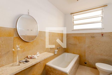 Apartamento à venda com 152m², 3 quartos e 1 vaga Apartamento à venda com 152m², 3 quartos e 1 vagaBanheiro