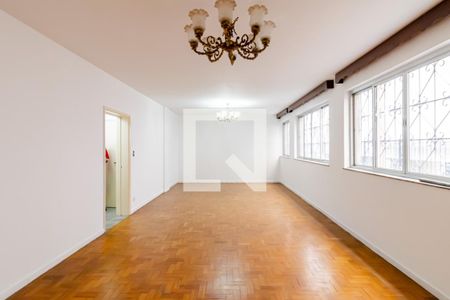 Sala  de apartamento para alugar com 3 quartos, 151m² em Aclimação, São Paulo