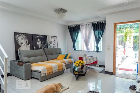 Sala de casa à venda com 3 quartos, 260m² em Sítio da Figueira, São Paulo
