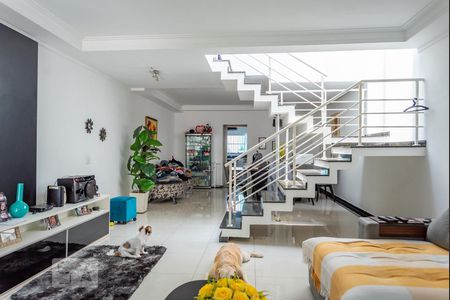 Sala de casa à venda com 3 quartos, 260m² em Sítio da Figueira, São Paulo