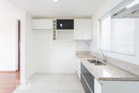 Apartamento à venda com 87m², 3 quartos e 2 vagasCozinha - Armários