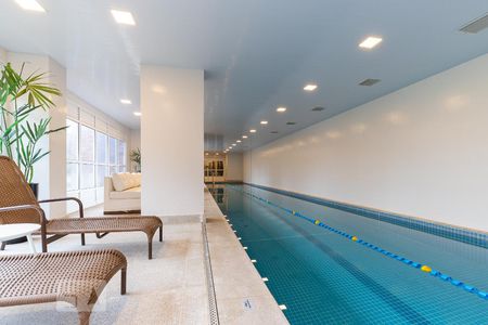 Apartamento à venda com 57m², 1 quarto e 1 vagaÁrea comum - Piscina aquecida