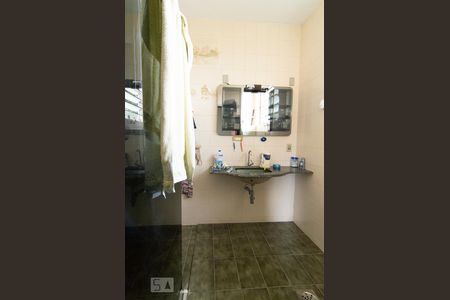 Casa à venda com 344m², 4 quartos e 3 vagas Casa à venda com 344m², 4 quartos e 3 vagasBanheiro da Suíte 3