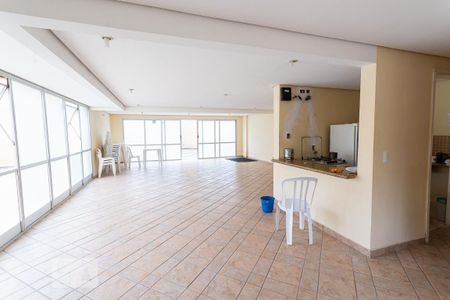 Apartamento à venda com 62m², 2 quartos e 1 vaga Apartamento à venda com 62m², 2 quartos e 1 vagaÁrea comum - Salão de festas