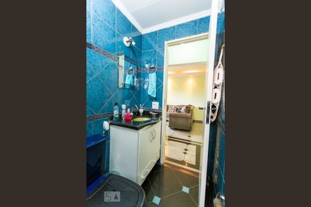 Apartamento à venda com 62m², 2 quartos e 1 vaga Apartamento à venda com 62m², 2 quartos e 1 vagaBanheiro