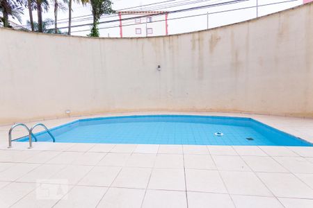 Apartamento à venda com 62m², 2 quartos e 1 vaga Apartamento à venda com 62m², 2 quartos e 1 vagaÁrea comum - Piscina