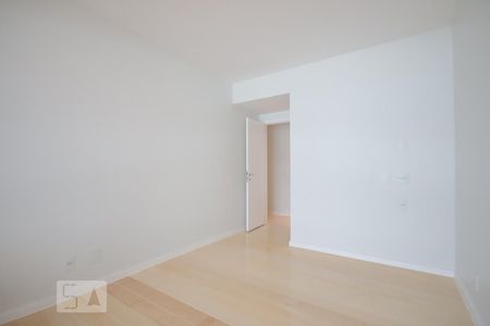 Apartamento para alugar com 315m², 4 quartos e 4 vagasSuíte