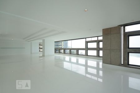 Sala de apartamento para alugar com 4 quartos, 315m² em Barra da Tijuca, Rio de Janeiro