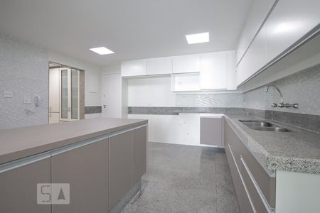 Apartamento para alugar com 315m², 4 quartos e 4 vagasCozinha