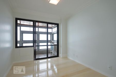 Apartamento para alugar com 315m², 4 quartos e 4 vagasQuarto 2