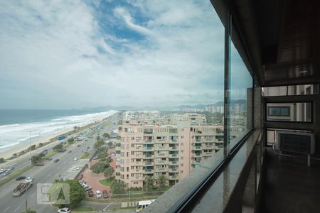 Apartamento para alugar com 315m², 4 quartos e 4 vagasVista