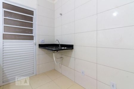 Cozinha de casa para alugar com 1 quarto, 39m² em Vila Dalila, São Paulo