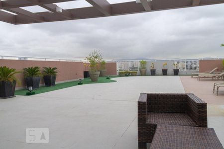 Apartamento à venda com 33m², 2 quartos e sem vaga Apartamento à venda com 33m², 2 quartos e sem vagaÁrea Comum - Terraço