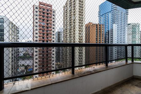 Varanda dos Quartos de apartamento à venda com 2 quartos, 164m² em Alphaville Industrial, Barueri