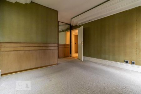 Apartamento à venda com 164m², 2 quartos e 2 vagasSuíte