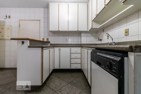 Apartamento à venda com 164m², 2 quartos e 2 vagasCozinha