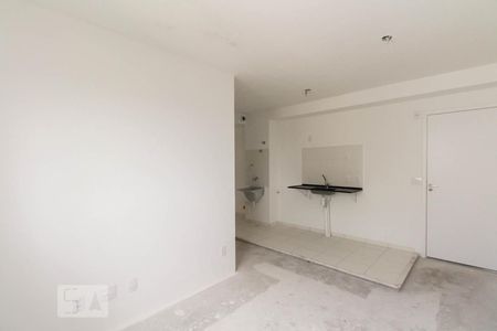 Sala  de apartamento para alugar com 2 quartos, 50m² em Sítio da Figueira, São Paulo