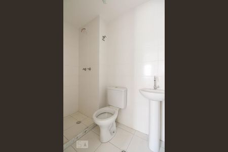 Banheiro  de apartamento para alugar com 2 quartos, 50m² em Sítio da Figueira, São Paulo