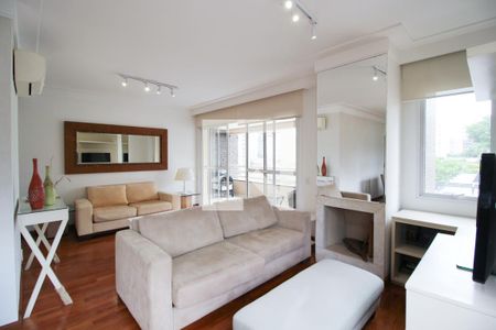 Sala de apartamento à venda com 3 quartos, 137m² em Vila Olímpia, São Paulo