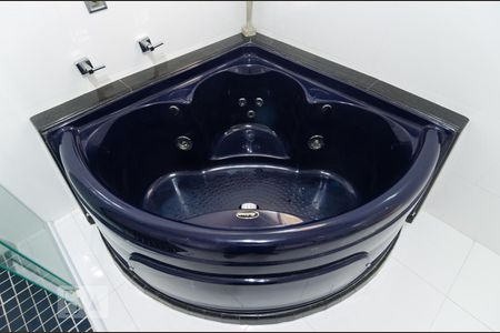 Casa à venda com 270m², 3 quartos e 4 vagasBanheira