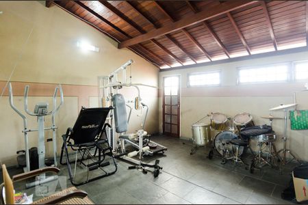 Casa à venda com 270m², 3 quartos e 4 vagasSótão