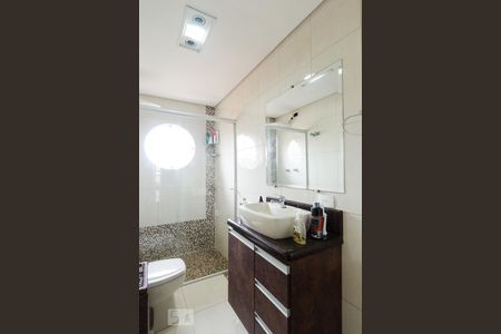 Casa à venda com 270m², 3 quartos e 4 vagasBanheiro