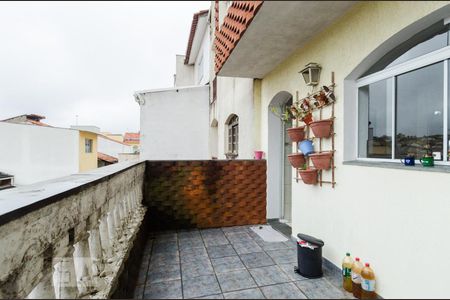 Casa à venda com 270m², 3 quartos e 4 vagasVaranda da cozinha