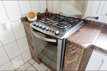 Casa à venda com 270m², 3 quartos e 4 vagasFogão