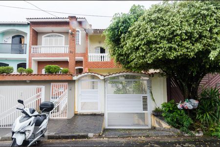 Casa à venda com 270m², 3 quartos e 4 vagasFachada