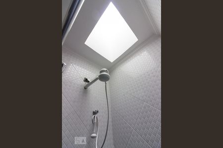 Casa à venda com 79m², 2 quartos e 2 vagasBanheiro