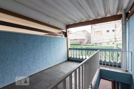 Casa à venda com 79m², 2 quartos e 2 vagasTerraço