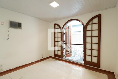 Quarto de casa para alugar com 3 quartos, 170m² em Santana, São Paulo