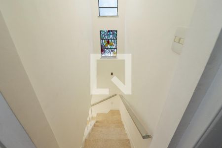 Escada de casa para alugar com 3 quartos, 170m² em Santana, São Paulo