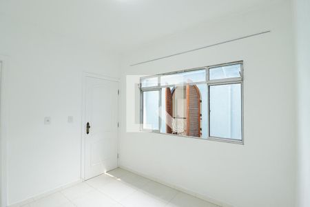 Casa para alugar com 170m², 3 quartos e 2 vagasSuíte Externa