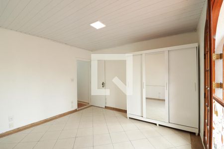 Casa para alugar com 170m², 3 quartos e 2 vagasSuíte