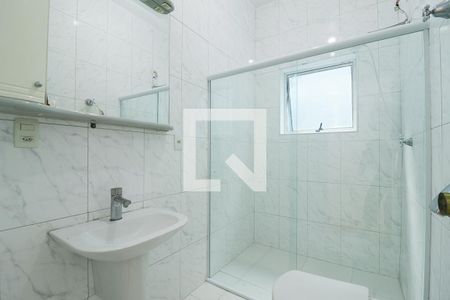 Casa para alugar com 170m², 3 quartos e 2 vagasBanheiro Social