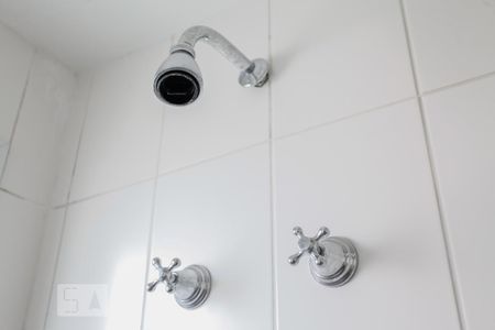 Apartamento para alugar com 84m², 2 quartos e 2 vagas Apartamento para alugar com 84m², 2 quartos e 2 vagasBanheiro da Suíte 1