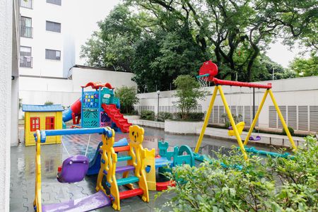 Apartamento para alugar com 84m², 2 quartos e 2 vagas Apartamento para alugar com 84m², 2 quartos e 2 vagasÁrea Comum - Playground