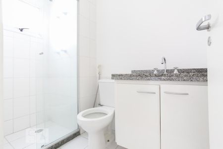 Apartamento para alugar com 84m², 2 quartos e 2 vagas Apartamento para alugar com 84m², 2 quartos e 2 vagasBanheiro da Suíte 1