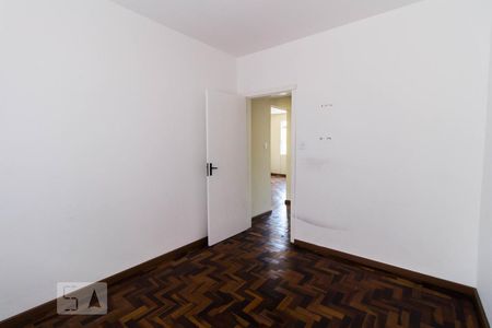 Quarto 2 de apartamento para alugar com 2 quartos, 61m² em Medianeira, Porto Alegre