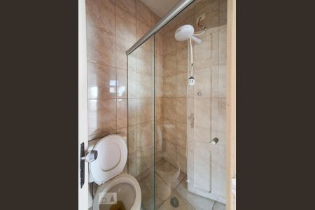 Casa à venda com 380m², 4 quartos e 4 vagas Casa à venda com 380m², 4 quartos e 4 vagasBanheiro extra