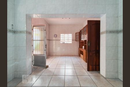 Casa à venda com 380m², 4 quartos e 4 vagas Casa à venda com 380m², 4 quartos e 4 vagasCozinha