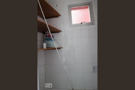 Apartamento à venda com 70m², 2 quartos e 1 vagaBanheiro de Serviço