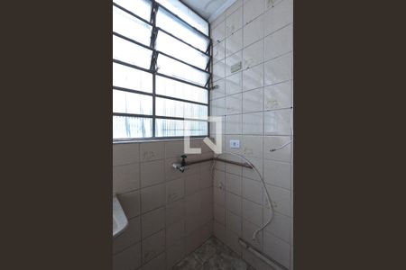 Apartamento para alugar com 50m², 2 quartos e sem vaga Apartamento para alugar com 50m², 2 quartos e sem vagaCozinha e Área de Serviço