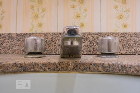 Apartamento à venda com 67m², 2 quartos e sem vagaBanheiro