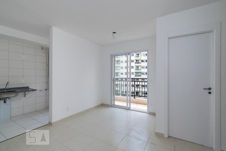 Sala de apartamento para alugar com 2 quartos, 51m² em Penha, Rio de Janeiro