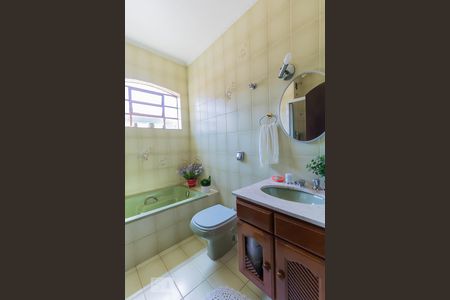 Banheiro da Suíte de casa para alugar com 3 quartos, 200m² em Vila Nova Savoia, São Paulo