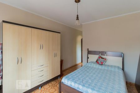 Suíte de casa à venda com 3 quartos, 200m² em Vila Nova Savoia, São Paulo