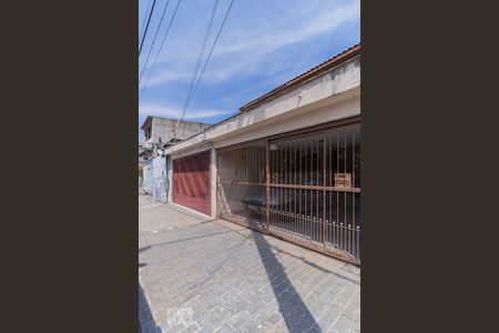 Casa para alugar com 200m², 3 quartos e 2 vagasFachada