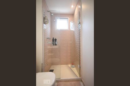 Apartamento para alugar com 87m², 2 quartos e 2 vagasDetalhe do Banheiro Suíte 1